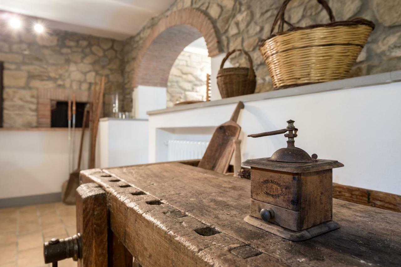 La Taverna Fra Le Colline Arezzo Bagian luar foto